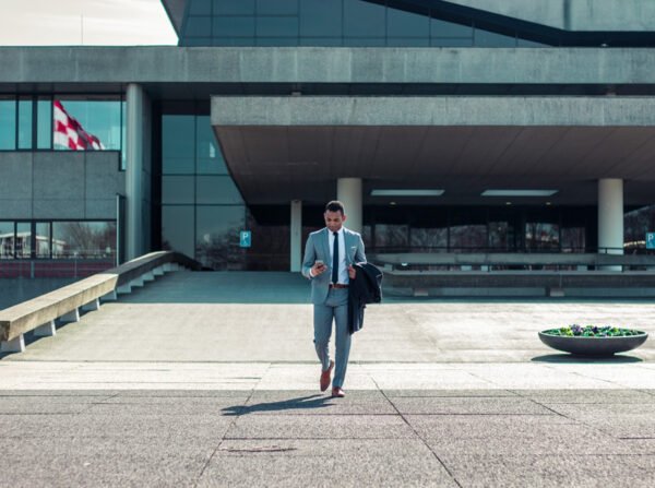 Wonderful Mix of Businesses & Commercial Areas